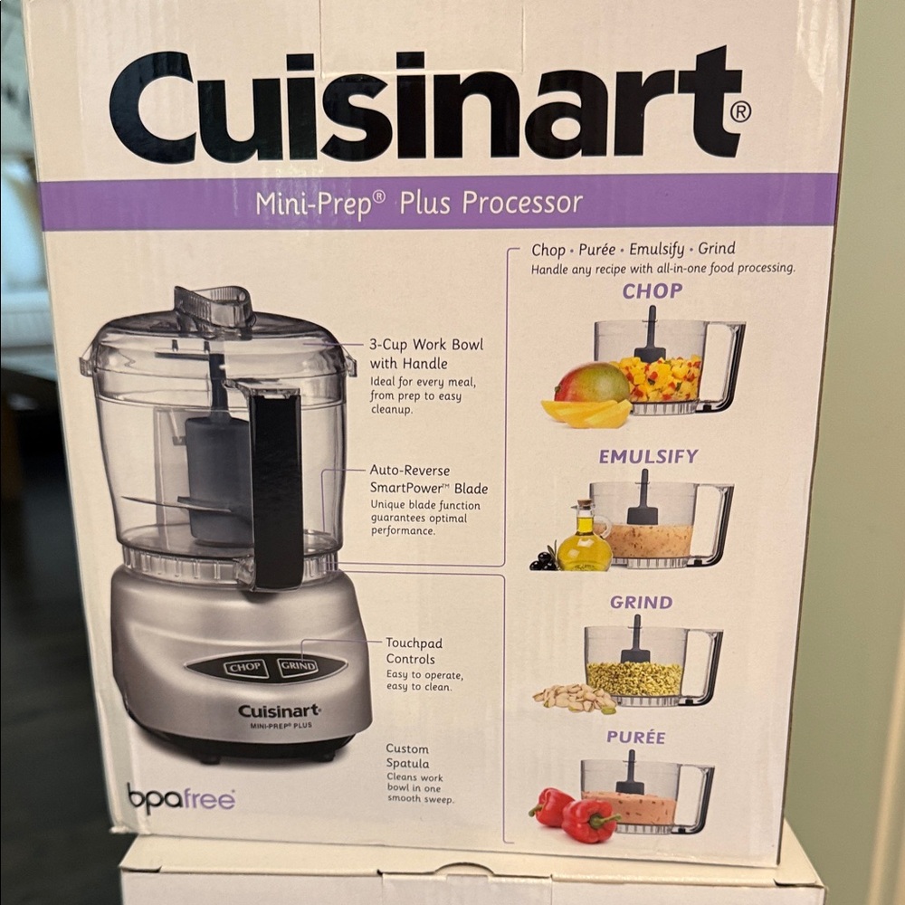 Cuisinart Mini-Prep Plus Processor in Silver and Black